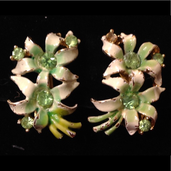 Estate Hand Enameled Painted Green CLIP Flowers - Picture 1 of 7